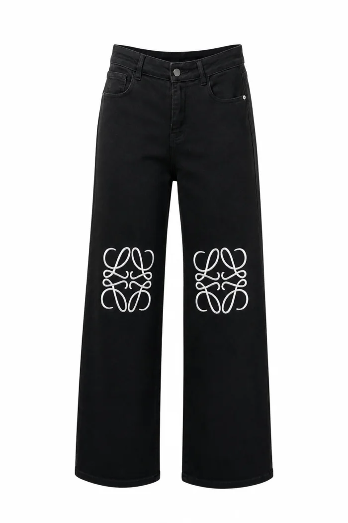 JEANS NEGRO BORDADO BLANCO